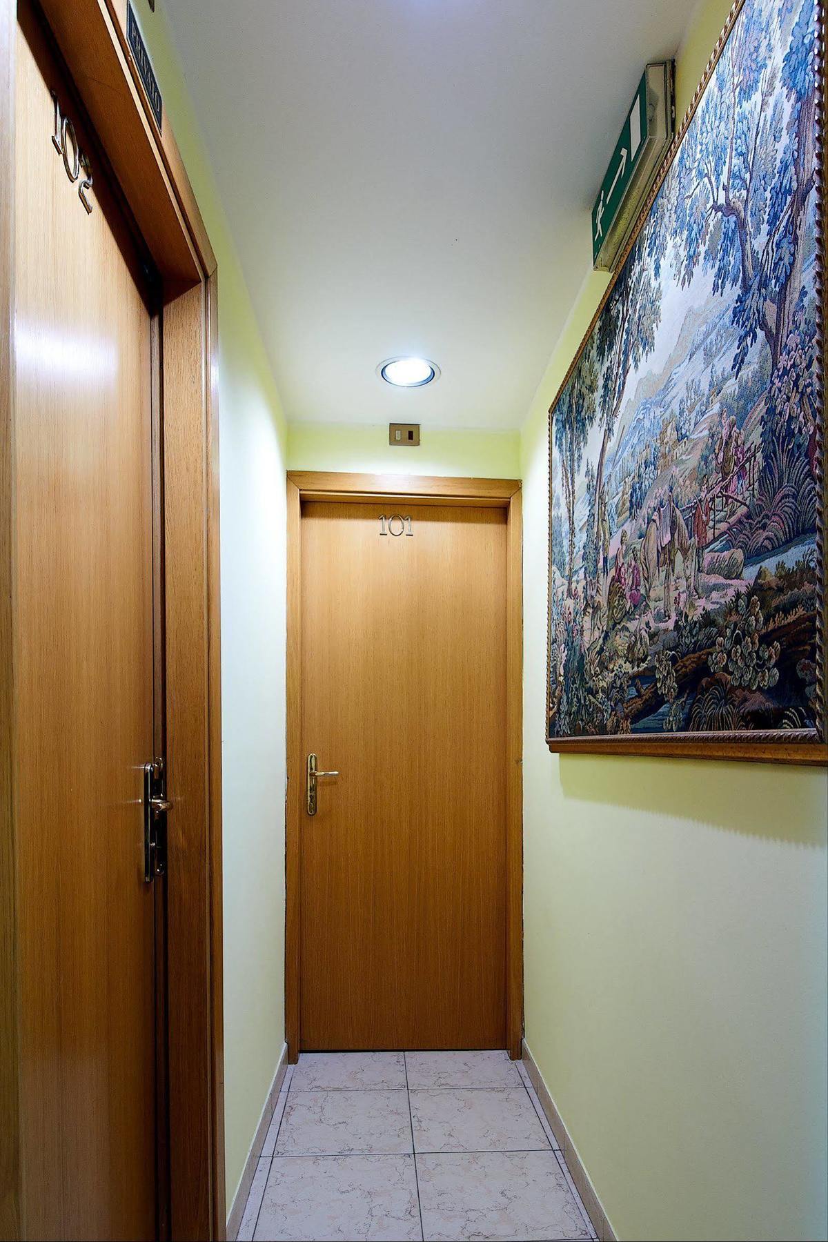 Nazional Rooms Roma Ngoại thất bức ảnh